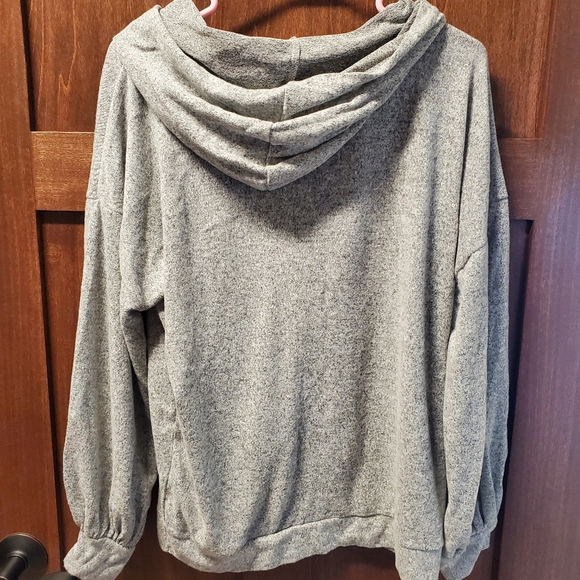 Venus Women's Hacci Jogger & Sweatshirt Set Heather Grey - Picture 5 of 9